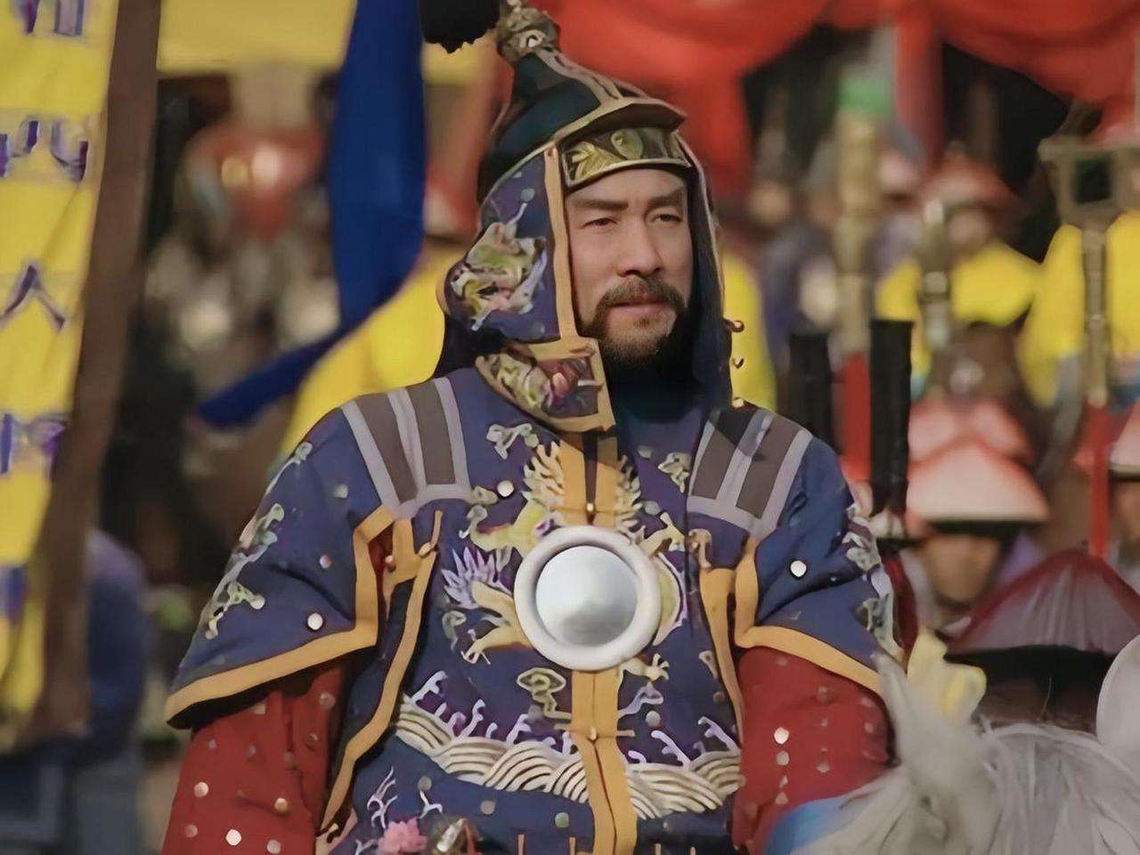 年羹尧为什么不敢杀范时捷？杀运粮官？眼都不眨。斩军中探子？全家一起砍。连河南