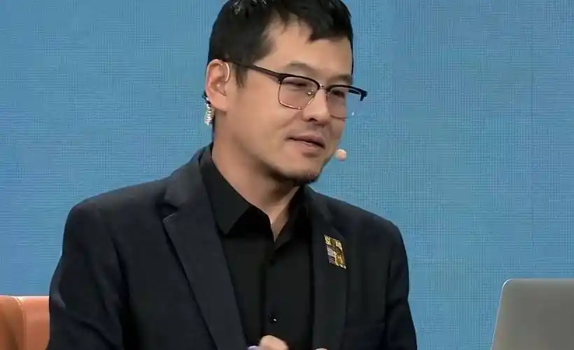 点评直戳痛点！杨毅评价宫鲁鸣这次带女篮的水平，说得很直接：这届女篮世界杯打到现在，宫鲁鸣的带队表现确
