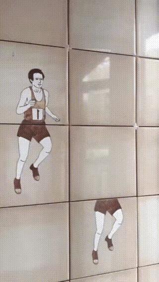 这贴砖师傅是魔兽玩多了吧[捂脸哭]