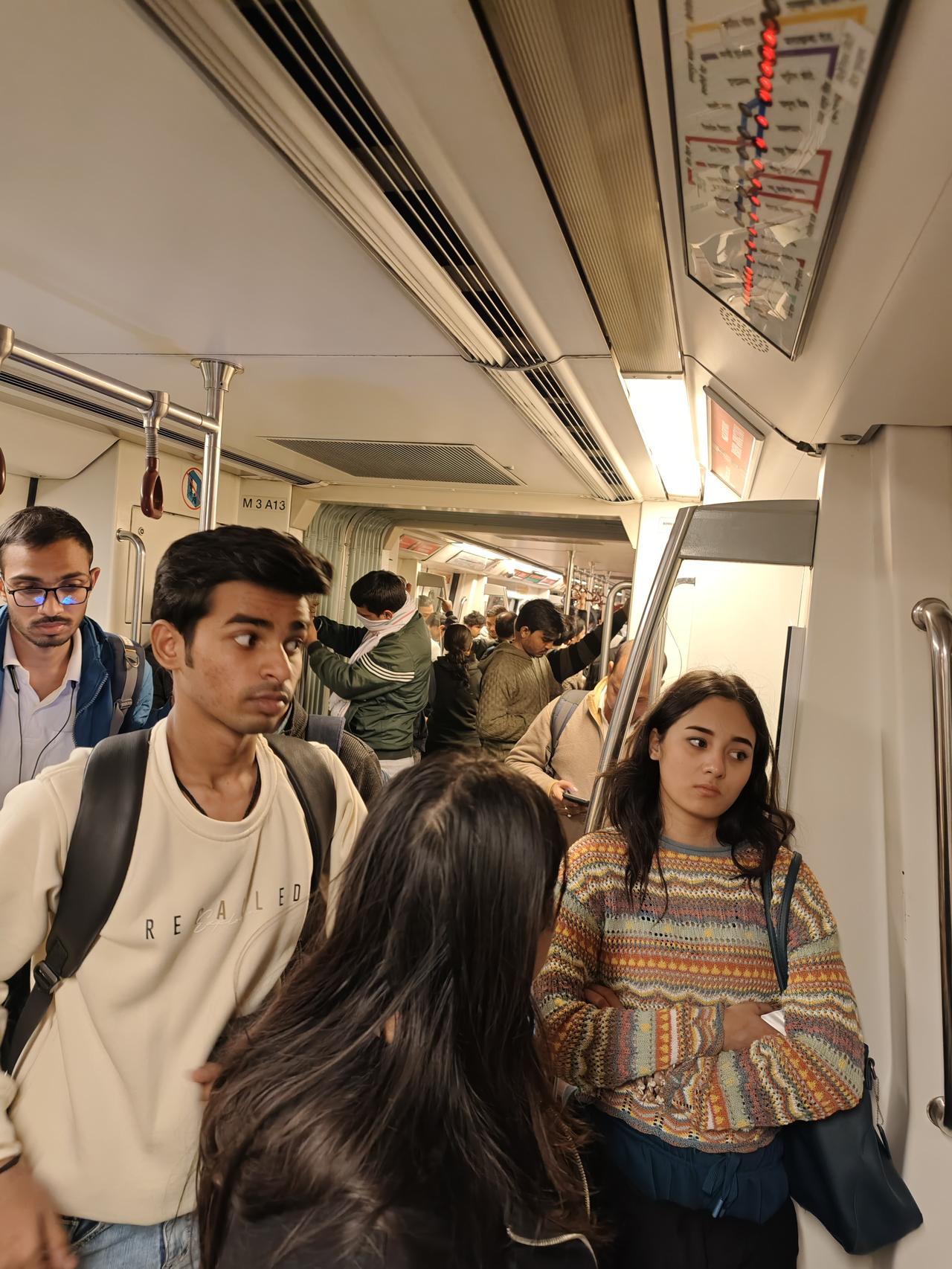 表面上看着是朋友，其实背后给你捅刀子，我算是见识到了！印度的一个大客户，认识