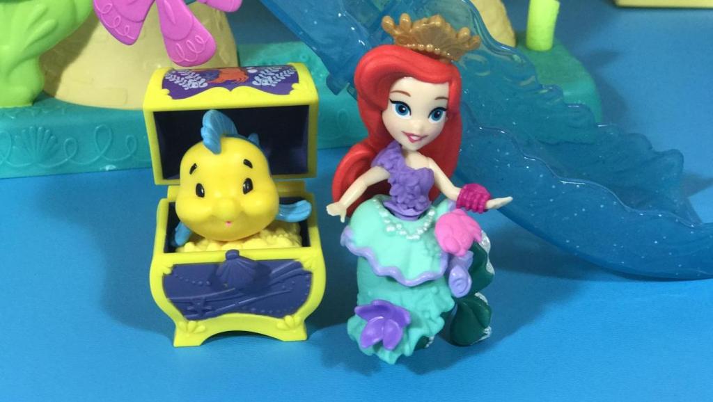 迪士尼玩具--美人鱼 爱丽儿公主 音乐盒[高清]_