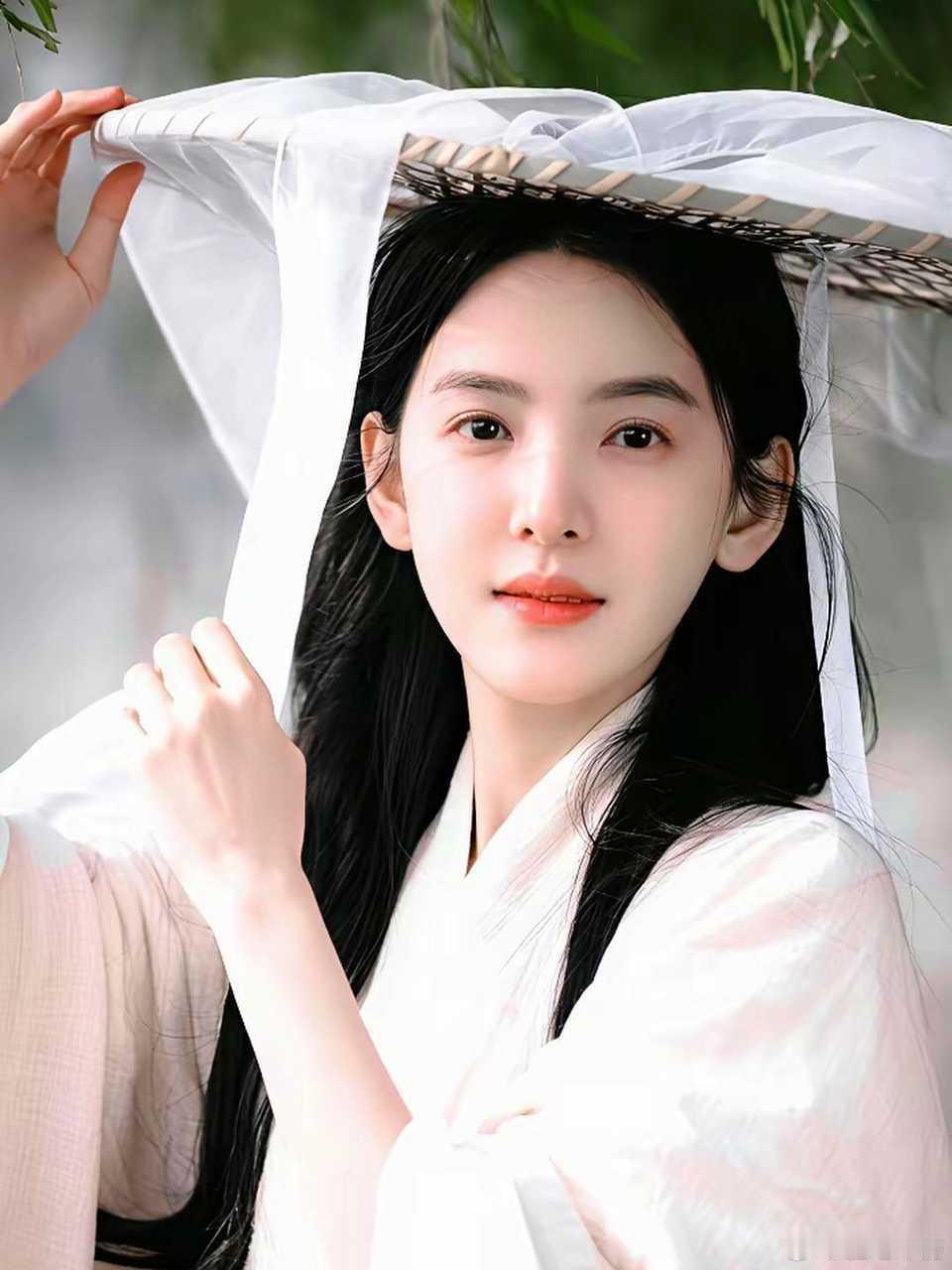腾讯古装剧《春日宴》领衔主演：章若楠颜安【按姓氏笔画顺序排列】特别出演：叶盛佳李川屠芷莹曾妮(曾可妮