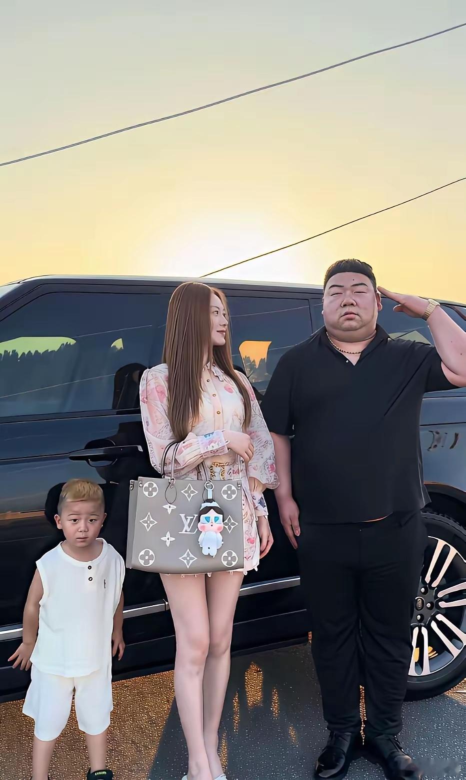 事实证明，一方颜值高也改变不了基因