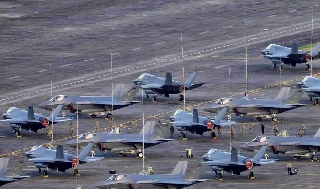 韩国公开喊话中国根据韩国方面2月21日的报道，韩国政府拒绝了美国提出的韩美日三