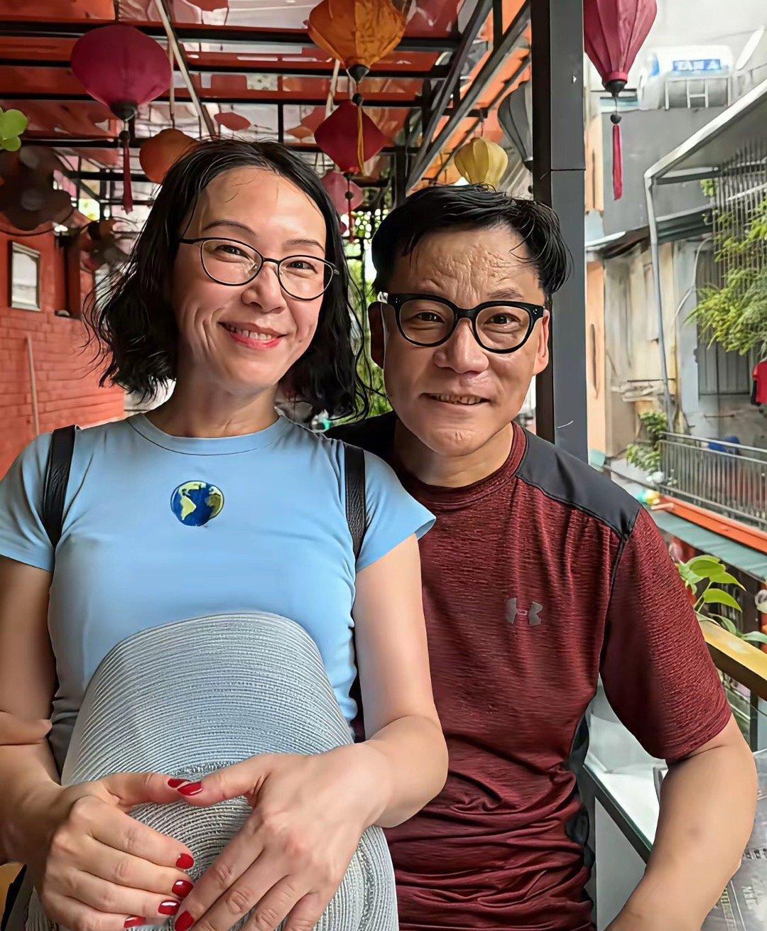 李国庆和张丹红的七夕节，两个60岁的人，非常浪漫。​​​