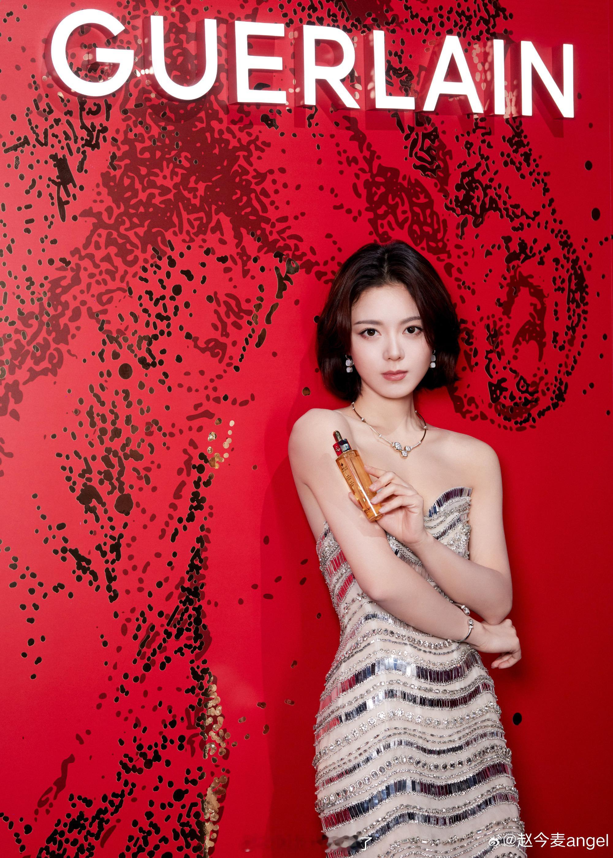 大家感觉赵今麦成为流量花还差哪些条件？