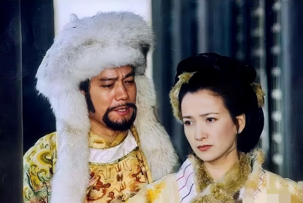 她差点毁了一部经典，却演活了所有经典。导演张纪中差点因为她，不敢拍《射雕》。