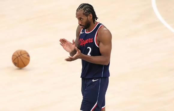 兄弟们知道现在NBA最硬的