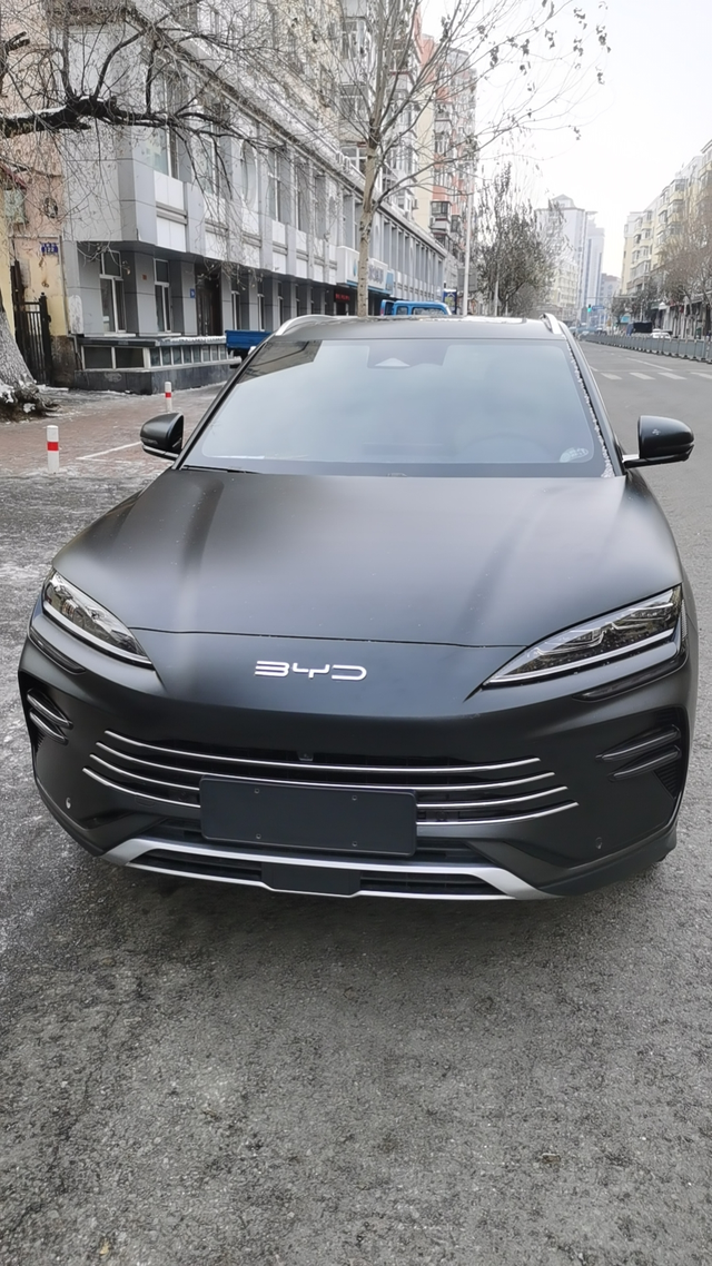 分享一下这一个月的用车感受说下我的感受吧，宋Plus-dmi刚提车不到一个月，