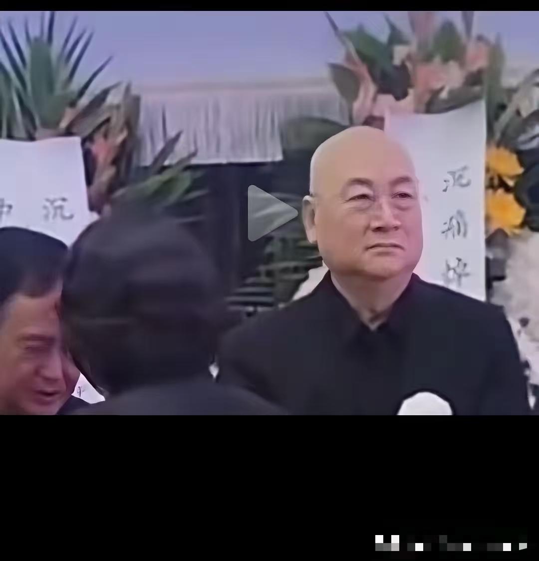 他的继女继儿子，都很有教养，应该会给他养老送终，和自己的亲妈相伴39年。唐僧这下