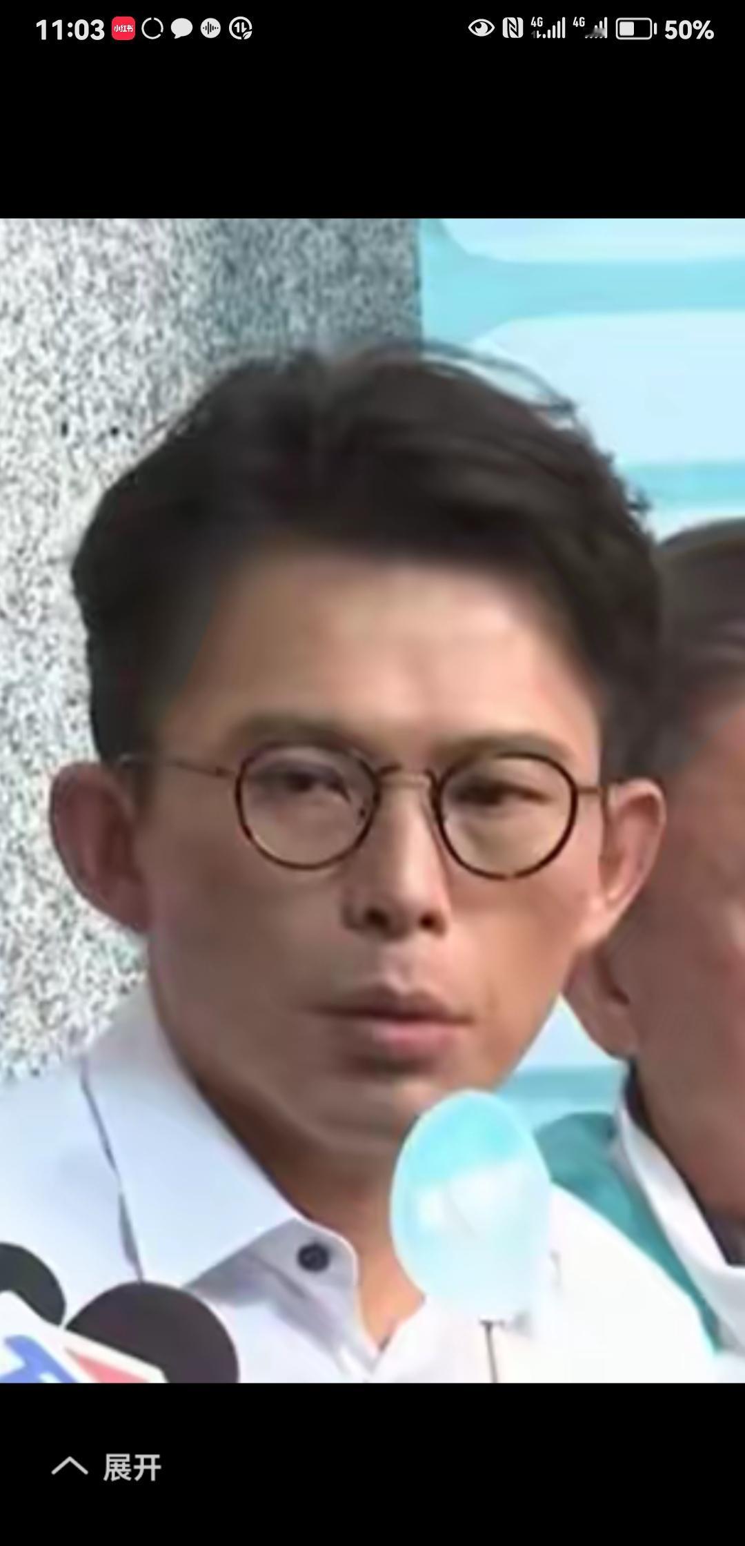 我有点迷信，平时总以貌取人，再加上该人的言谈举止去揣摩这个人的心思。拿黄国昌这个