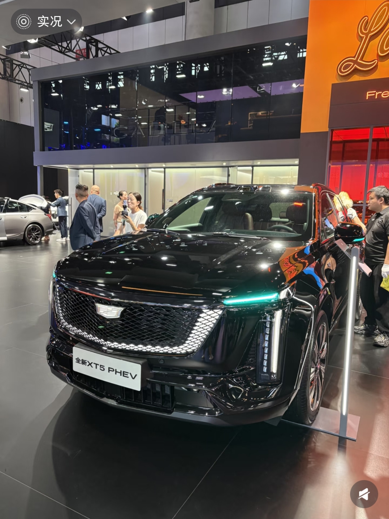 凯迪拉克XT5PHEV，豪华插混SUV