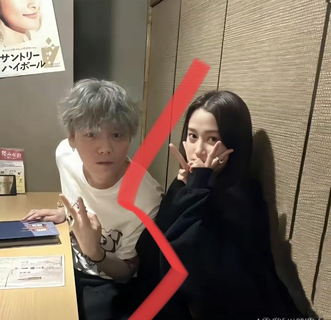 鹿晗关晓彤分手，根本不是什么七年之痒。鹿晗当年顶流时期官宣，全网夸他有担当。