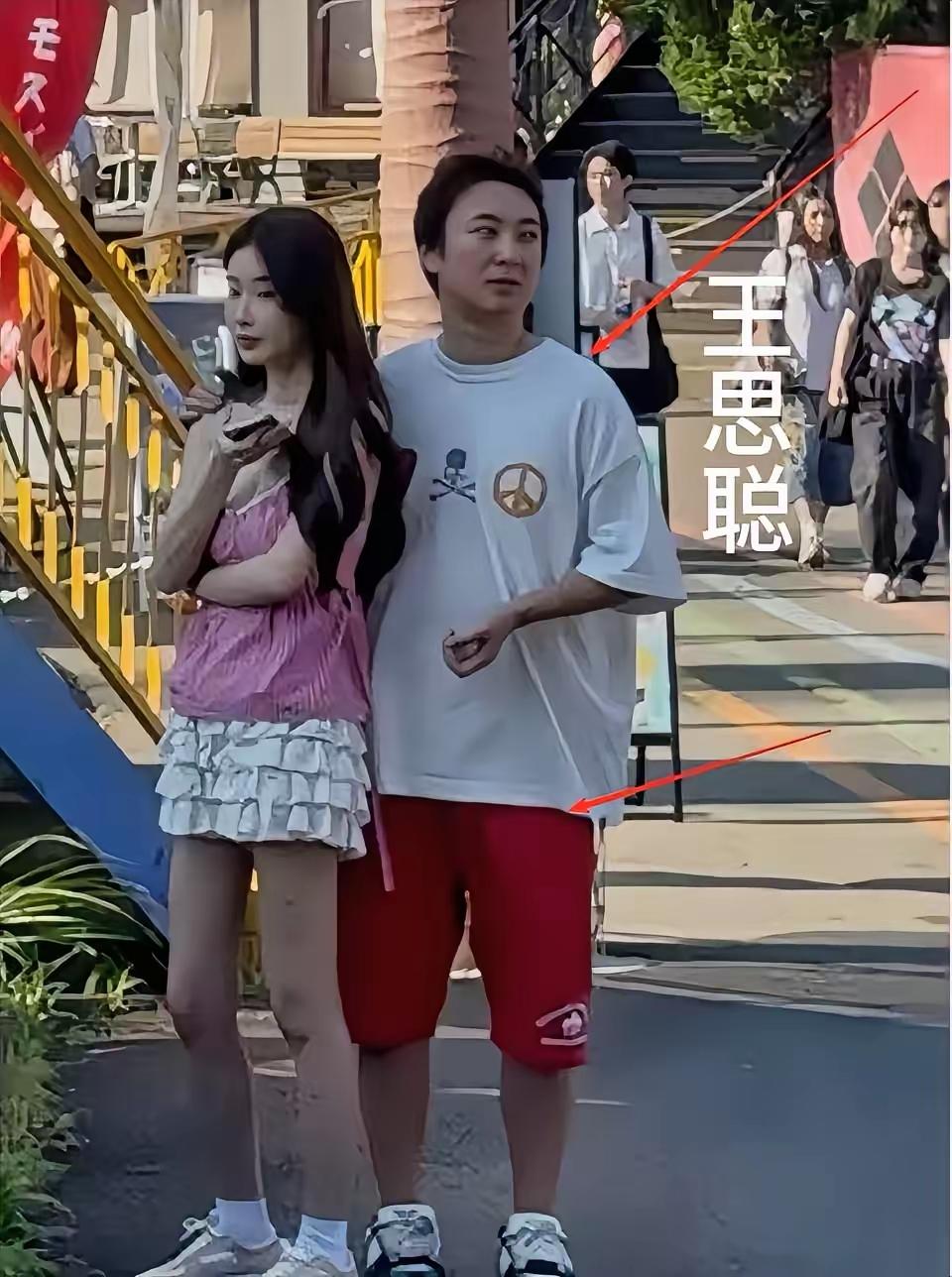 关于“国民女婿”王思聪。我有一个问题，一直没有想明白？王健林没日没夜的忙