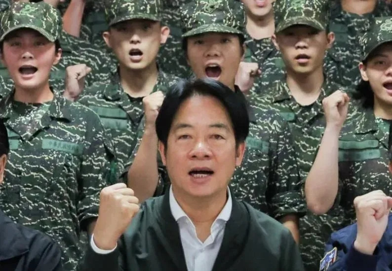 澳大利亚国防工业部长帕特·康罗伊的公开表态，确实给台湾当局带来了显著的打击，尤其