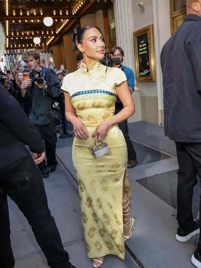 甜茶与卡戴珊一家看舞台剧金·卡戴珊、金小妹KylieJenner与男友甜茶、