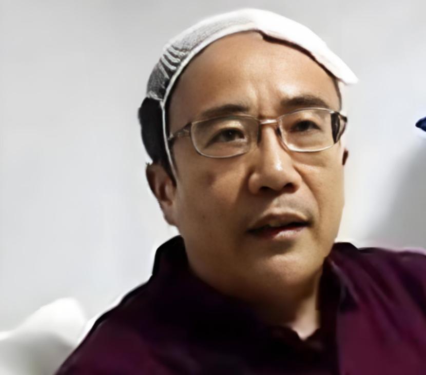 “太解气了！”调解员黄杰受邀去调节家庭矛盾，他劝被家暴的妻子“你要大度”被女方的
