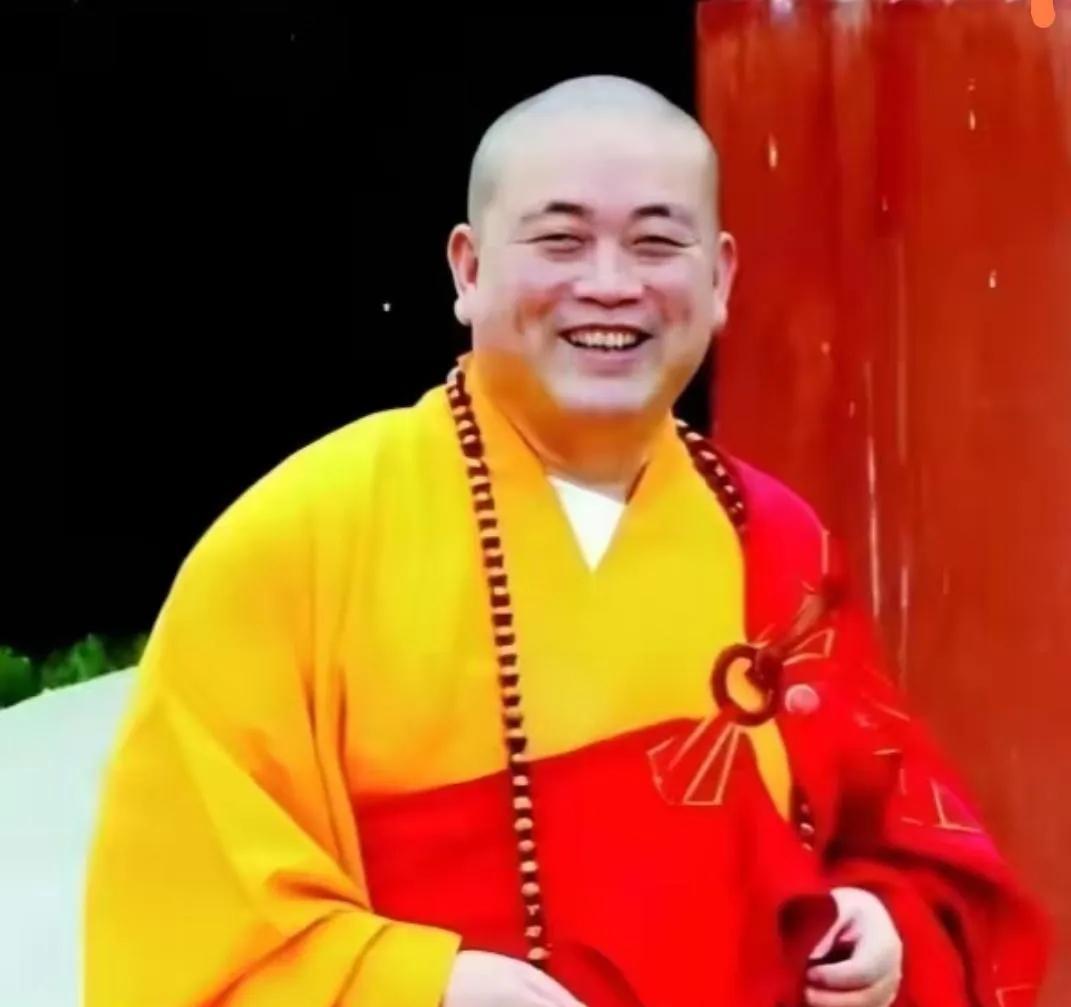 永信大师的事，我问老婆，一个肥头大耳其貌不扬的和尚，为什么会有这么多情人，难道仅
