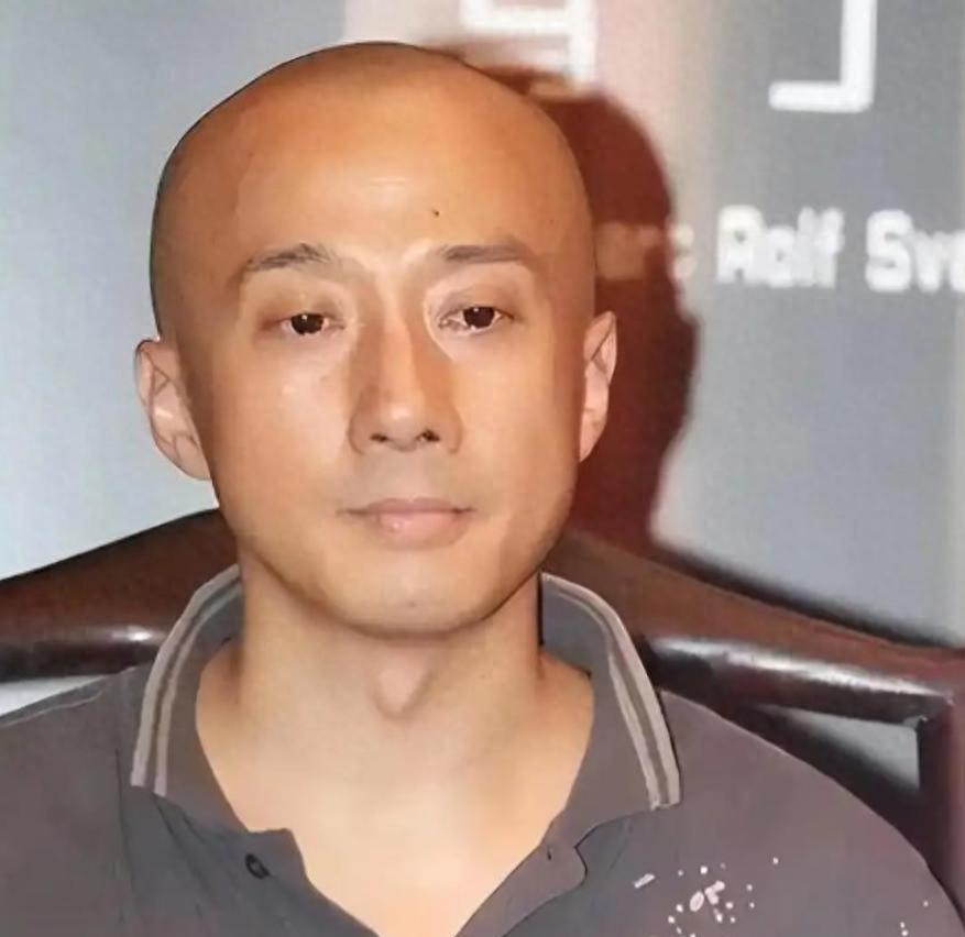 公费留学改国籍，还公然替日军洗白！娱乐圈最活该翻车的明星，绝对有赵立新的名字。