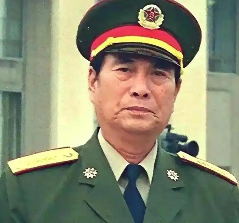 1995年深秋，北京301医院财务科收到一份调令，要求调取前两年毛岸青同志的全部