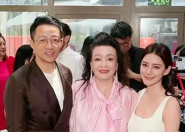 　　马晓梅凌晨发文，配的图片意义非凡　　汪小菲和马晓梅之间有这很多别人无法体会