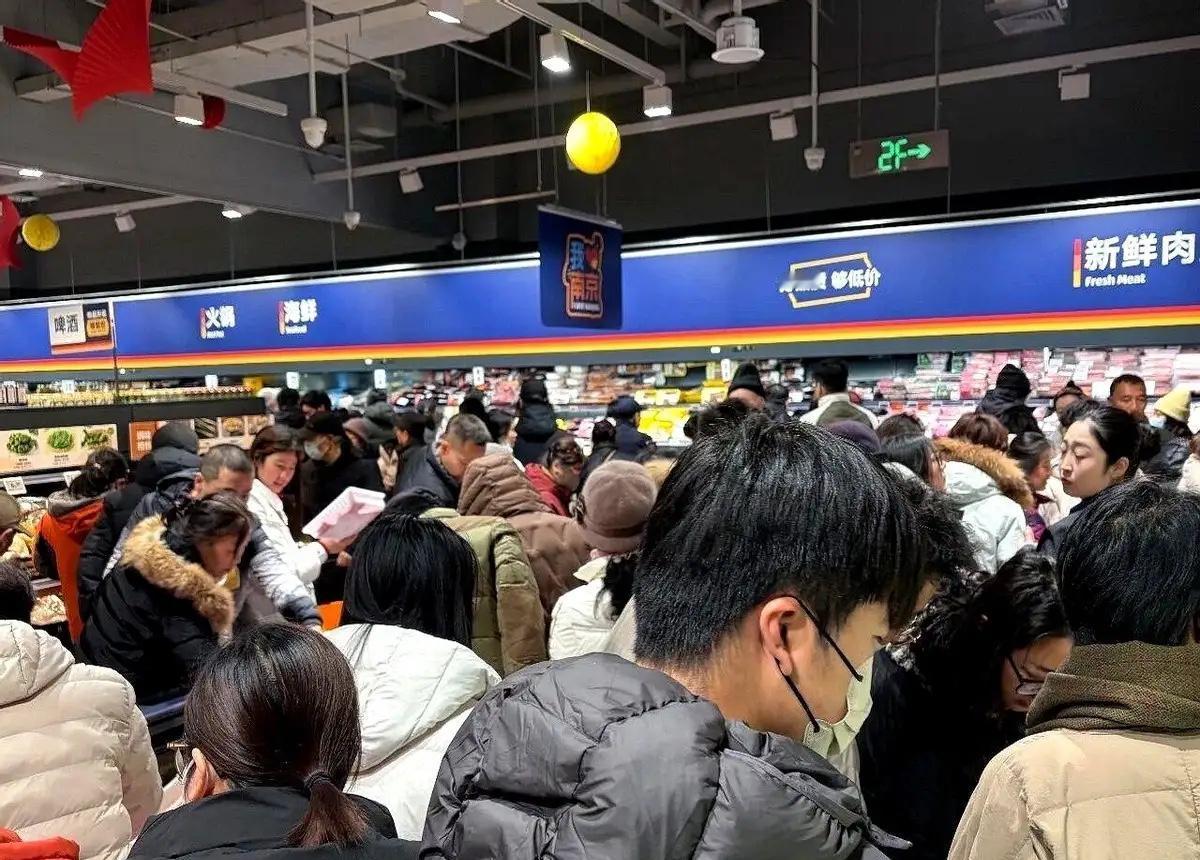 德国人真的太懂了。昨天整个南京都跟疯了一样，就为了一家德国超市开业。1月
