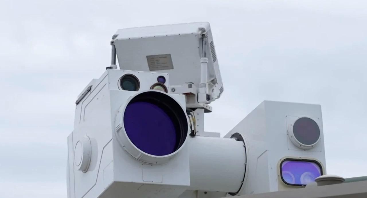 3月27日，据央视军事网站报道，近日，央视报道了国产激光武器，打击无人机真实画面