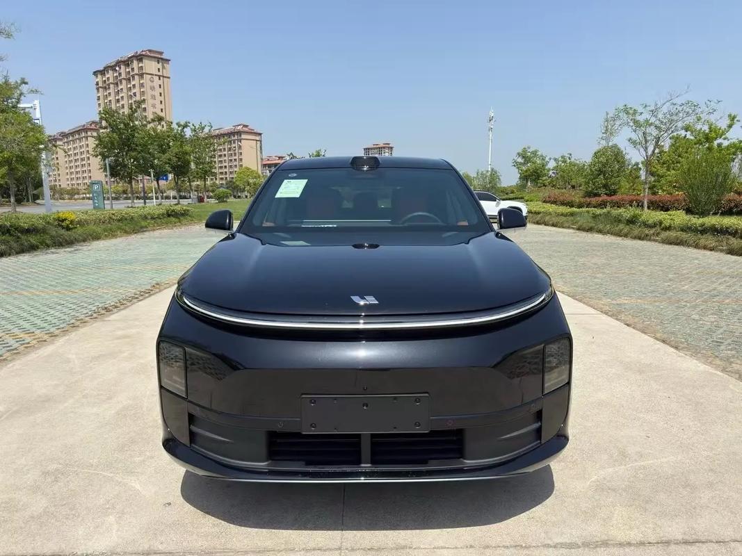 家用大五座SUV，二手理想L6如何买理想L6作为理想走量爆款，大五座布