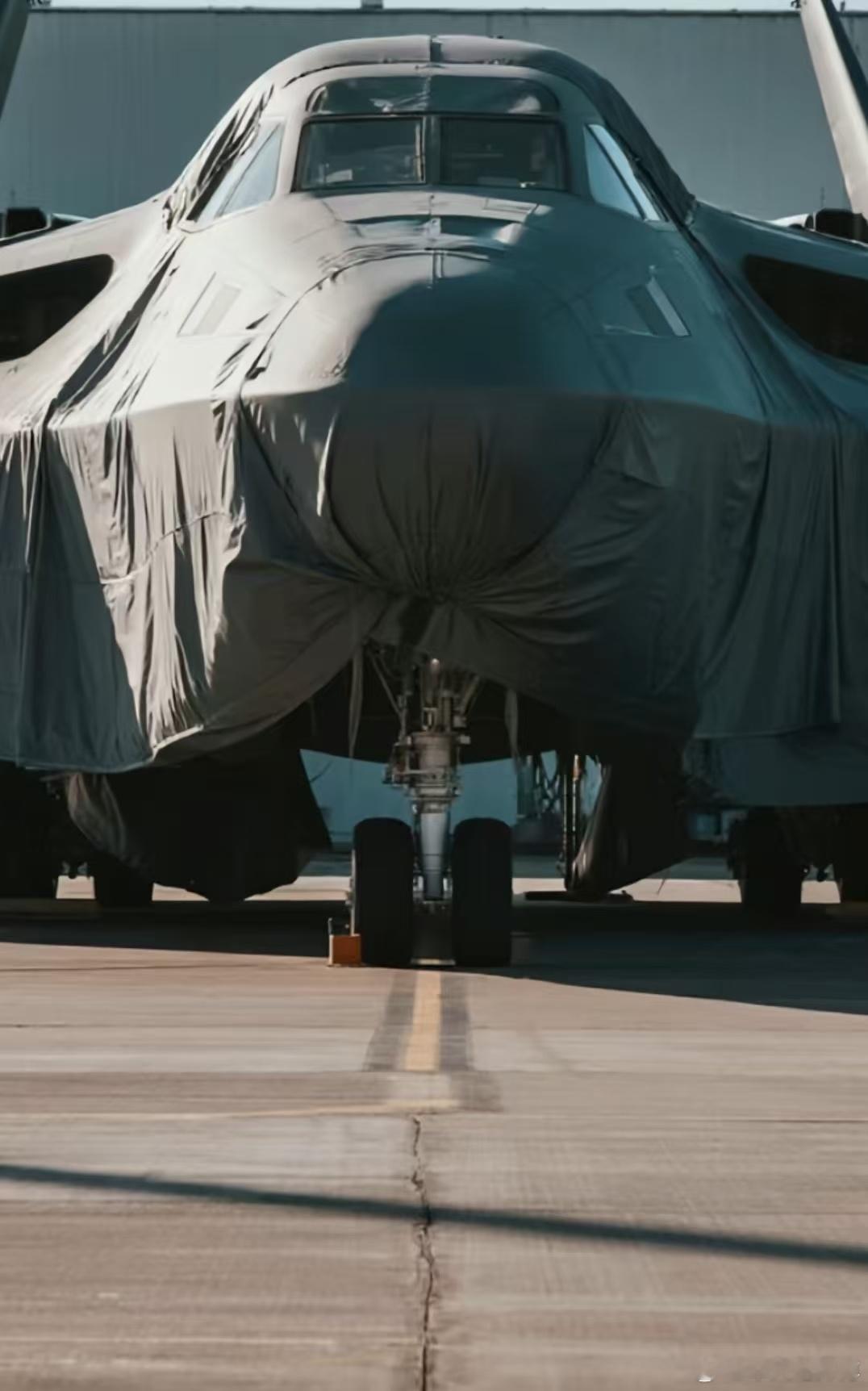 歼36正面高清无码武器装备战斗机空军​​​