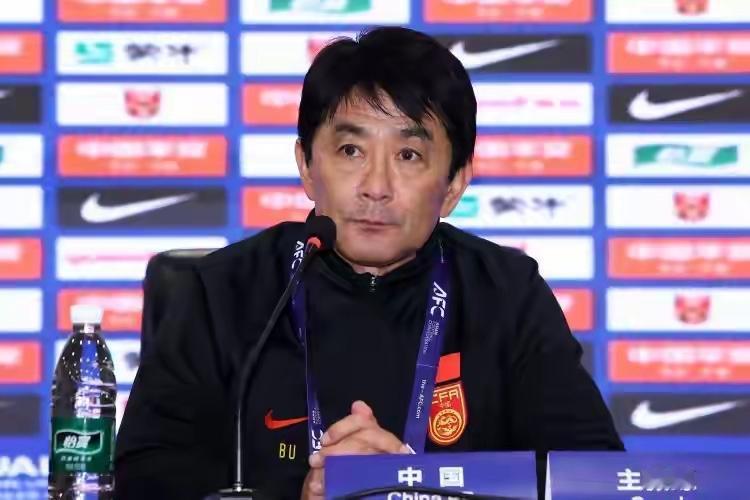 2个重要原因，国足年轻小将正在崛起，马德兴也这样认为。U17比赛中国队战胜了澳大