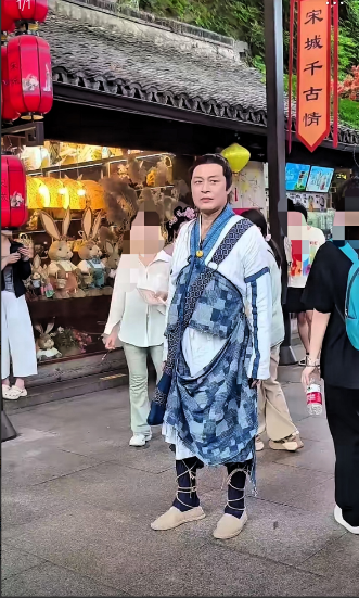 明道，没戏拍了！吴奇隆，三年未拍戏！黄磊，两年多未拍戏了！陈赫，基本很少有