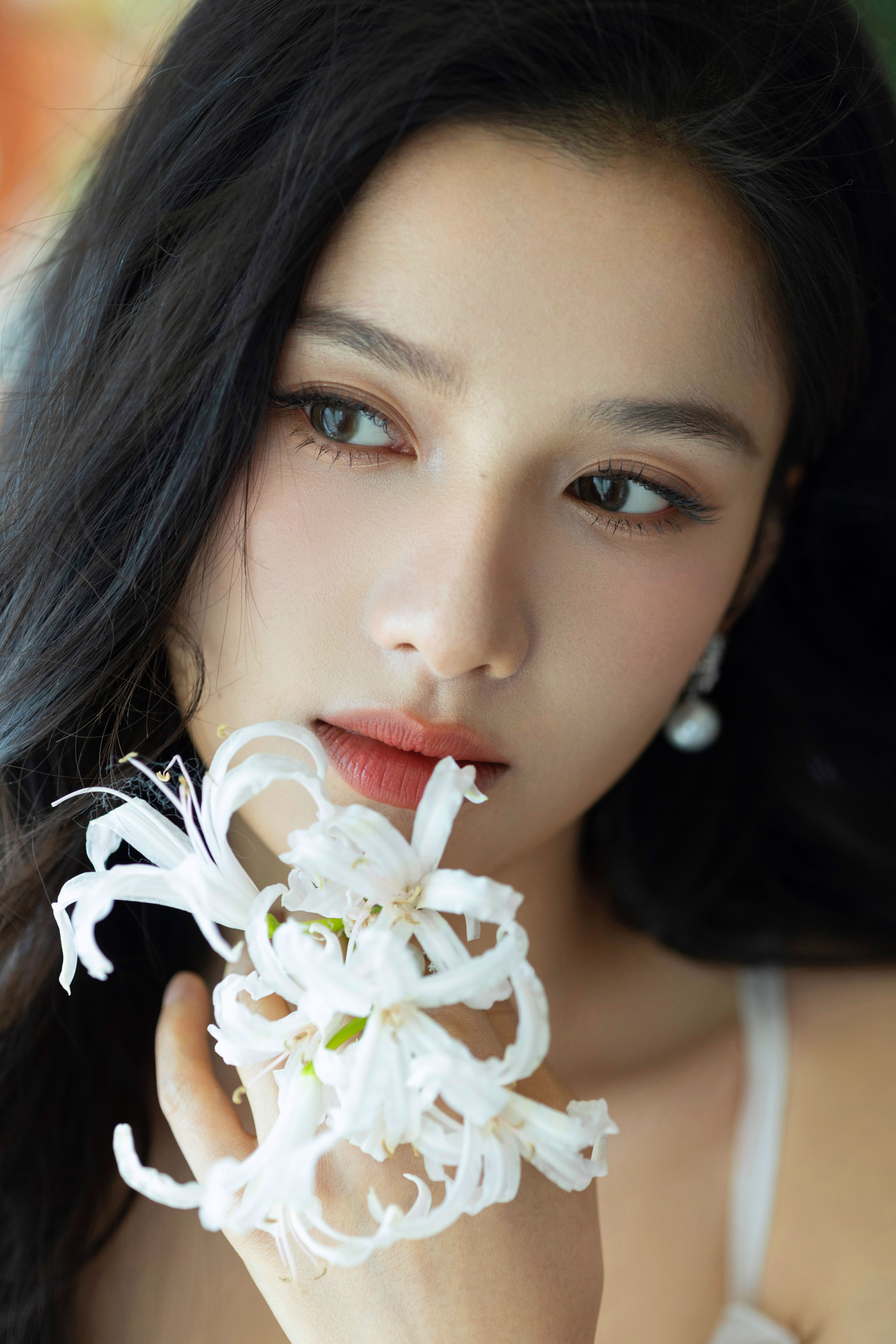 张婧仪，夏日里的小白花​​​
