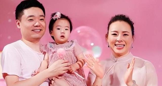 娶大6岁妻子，高龄生二胎，丁俊晖最清醒的选择，从来不是拿冠军丁俊晖十八岁在家乡