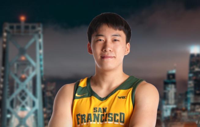 旧金山大学主帅：我对王俊杰很严厉，因为我清楚他的上限很高1月19日讯NCAA常