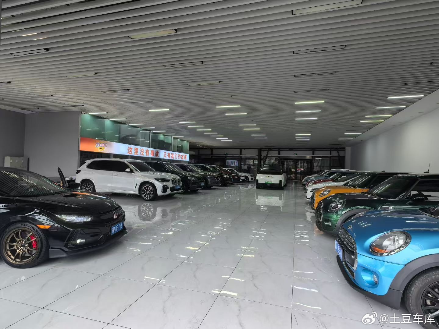 空了好多位置需要补货精品小公里不挑颜色只在乎品质​​​