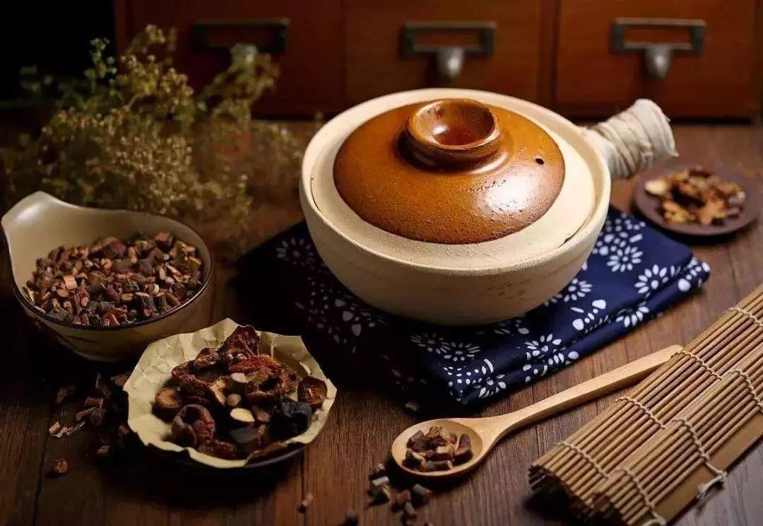 前列腺肥大+钙化，一碗药草汤通尿止痛，不比手术效果差中医常言，病有缓急，治有