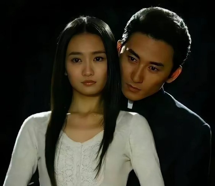 刚出道不久的王鸥，底子很好，天生美人痞子！