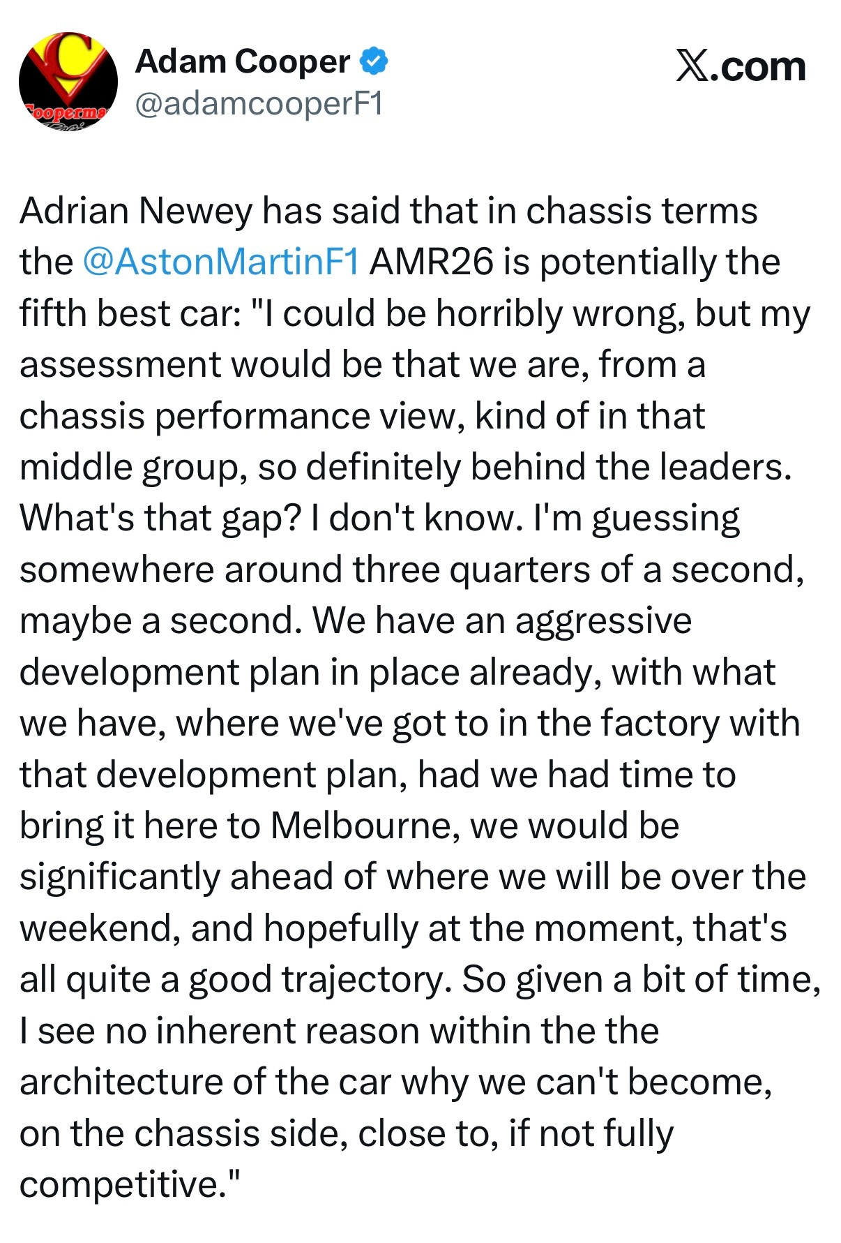 纽维表示，阿斯顿马丁AMR26单看底盘的话能排在第五，肯定落后四大车队，差距大约