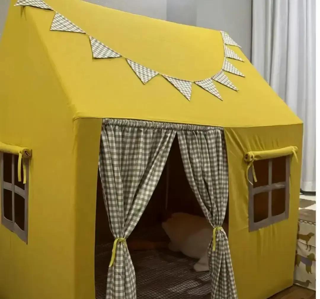 抖音上那个姑娘为了省两百块的帐篷钱，自己买布买杆又花五百块搬回一台缝纫机，结果三