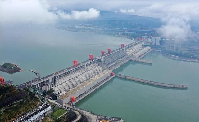 三峡大坝“账本”曝光：运行了20余年，2500亿投入，如今回本了吗？ 90年
