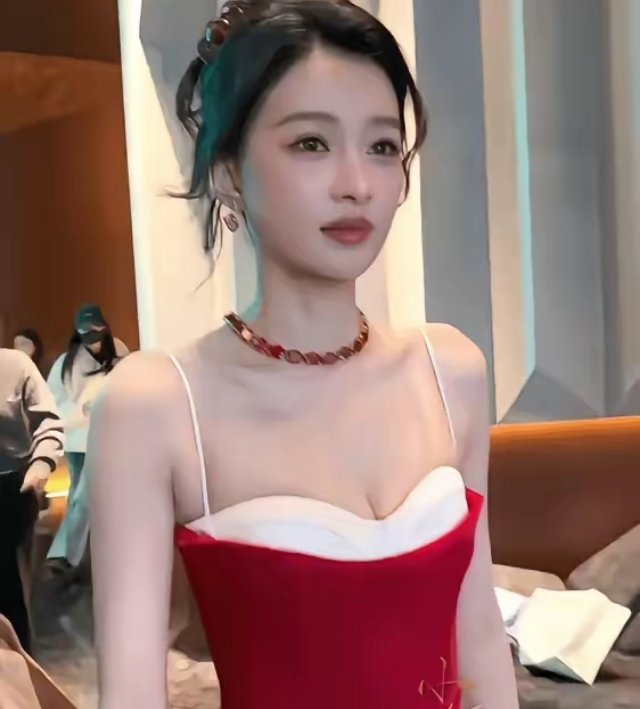 你真以为孙怡失去的是爱情？我告诉你，她失去的是整个京圈焊死的资源护城河。离婚前，