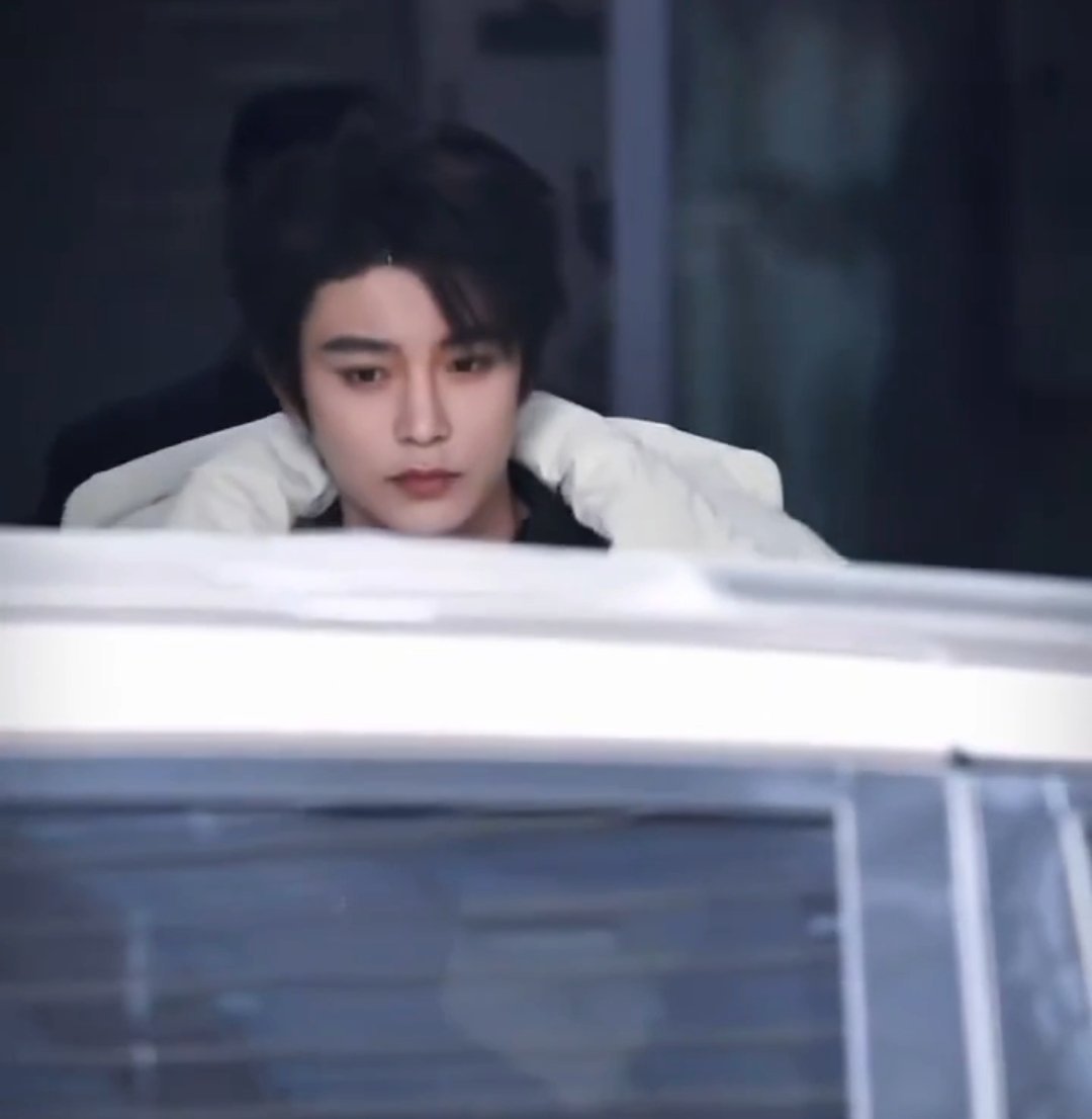 丁禹兮hi6上班路透你的卫韫上线！白色羽绒服暖乎乎的[捂眼睛][捂眼睛][捂眼睛]好期待山河