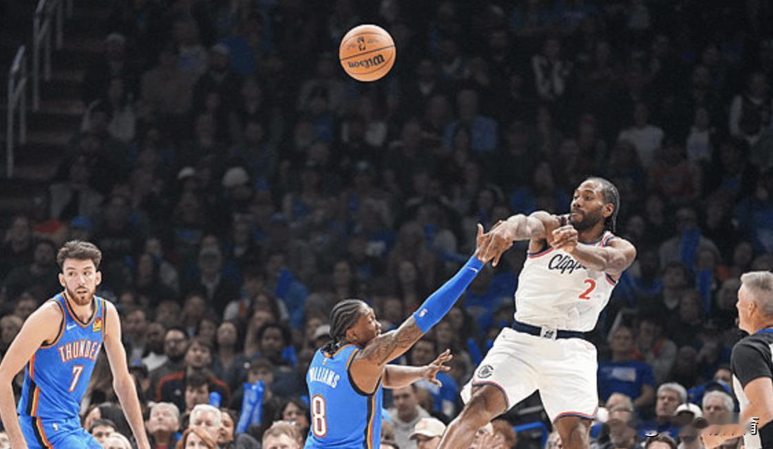 快船输球真相：哈登被冤枉，但一个人救不了三件事。诊断快船，你看到的是哈登慢，没