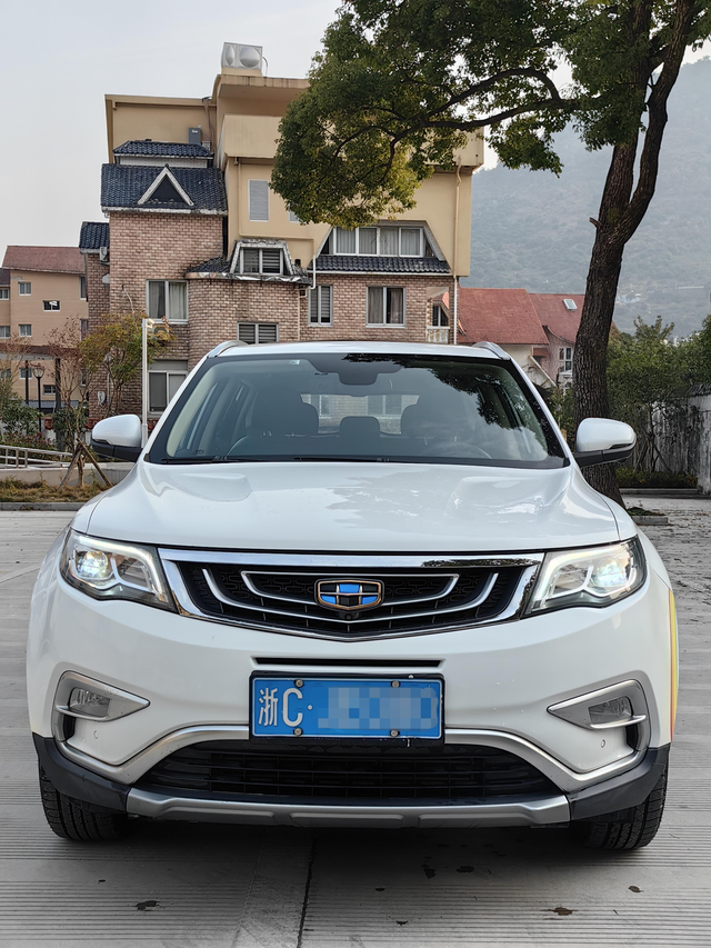 来自博越老车主的吐槽作为一名博越老车主，八年的用车体验让我积累了不少心得，今天