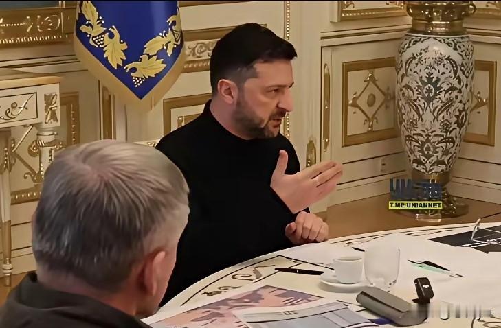 泽连斯基称，红军城胜利就在眼前，因为“普京很快就会死的！”10月31日，乌克兰媒