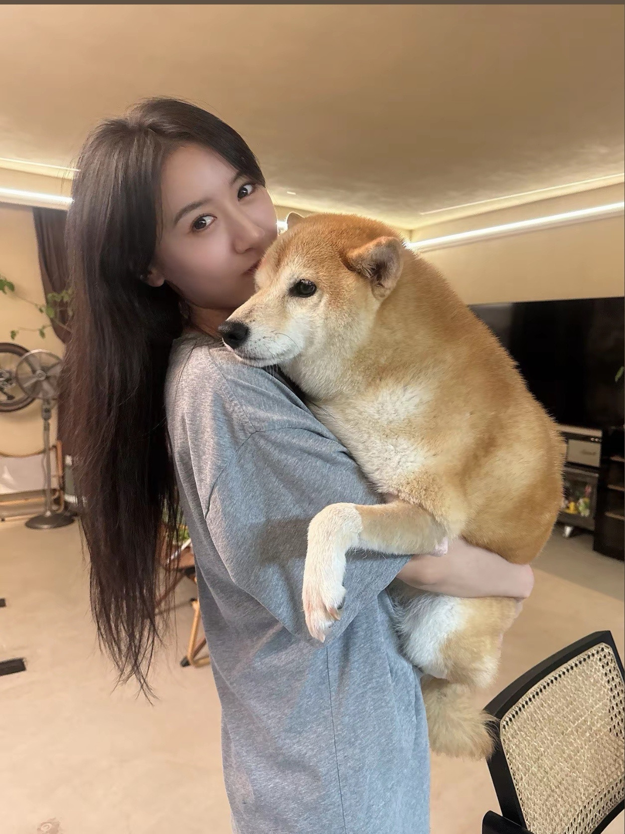 袁冰妍谢谢你大晚上给的，晚安好梦！​​​