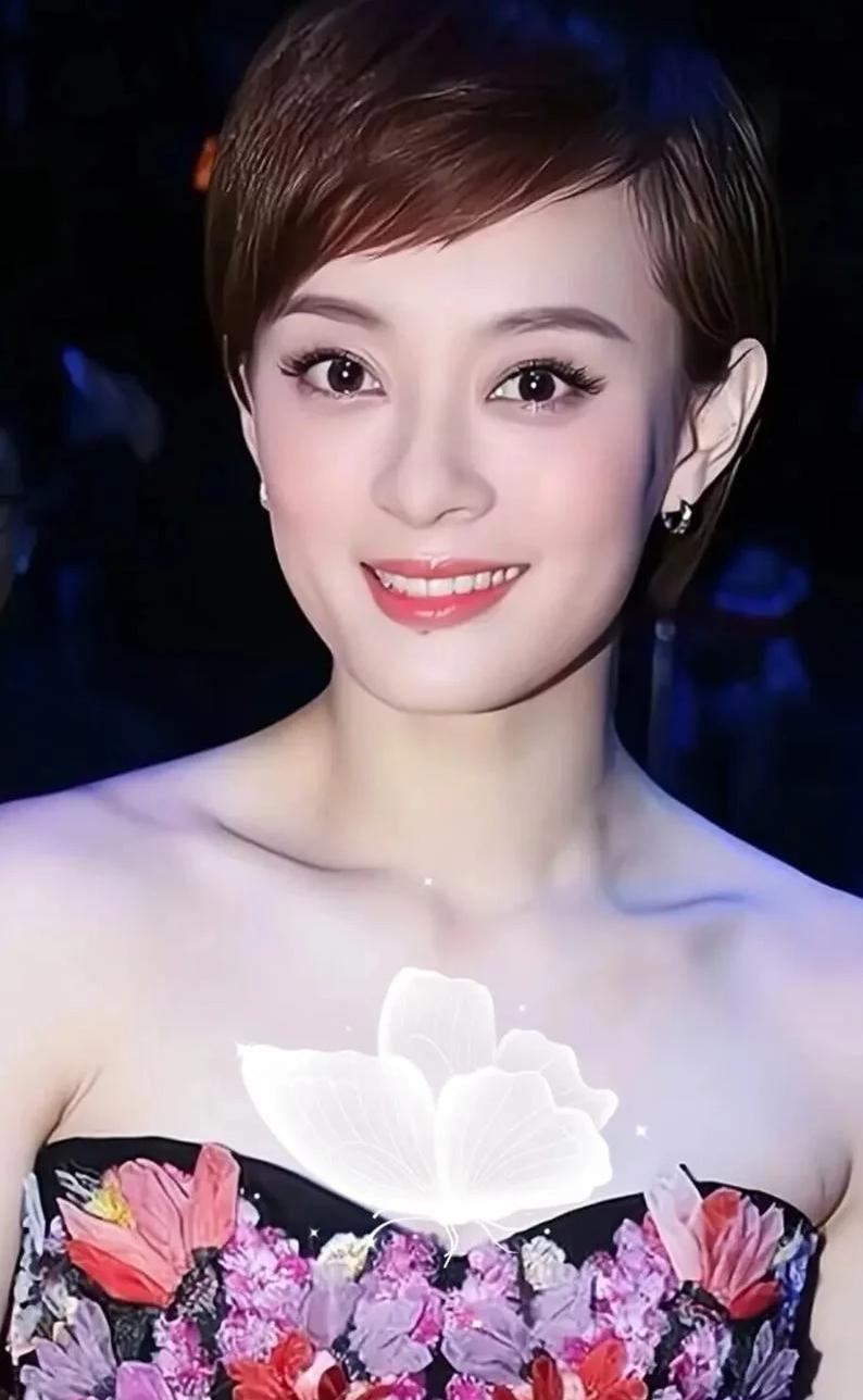 听说新版《红楼梦》中，王熙凤的扮演者是孙俪。不知咋的，总觉得差点啥，就像一道上等