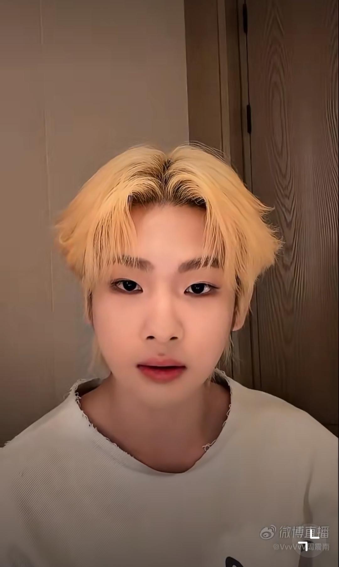 结婚请我商演吗救命！周震南直播被粉丝灵魂发问：“结婚能请你吗？”孩子