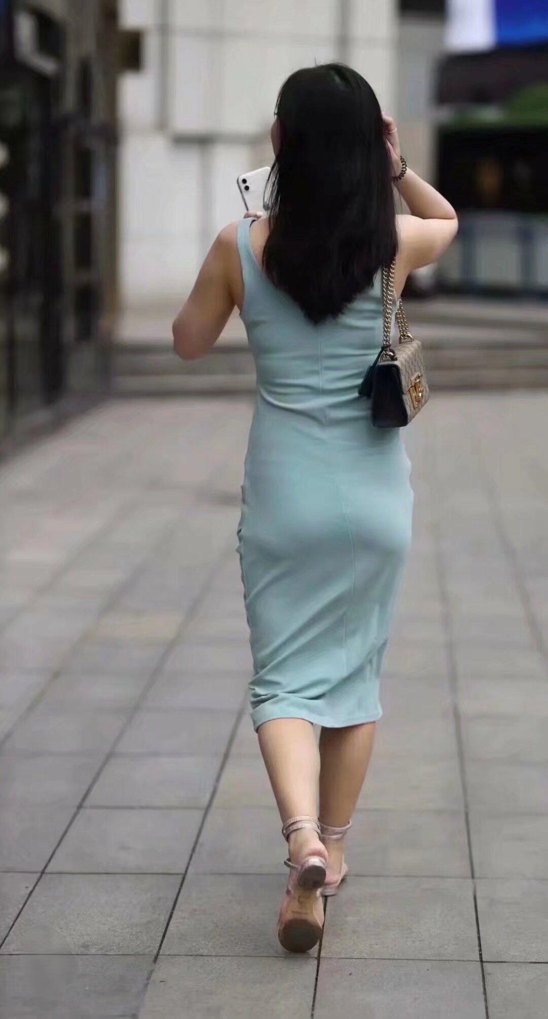 有品味的女人就是一本好书，她不会任人翻阅，也不是每个人都能读懂。