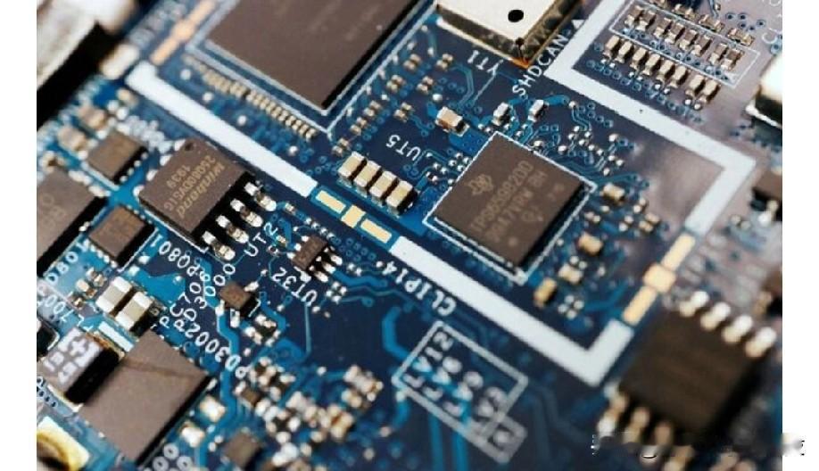 全球芯片销售额今年有望达到1万亿美元。路透旧金山2月6日电——